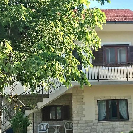 Family Friendly Holiday Home "Ana" Šibenik Exteriör bild