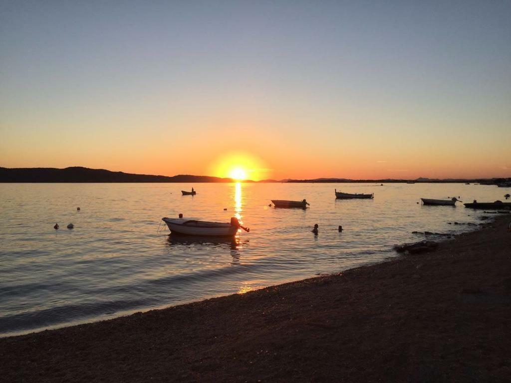 Family Friendly Holiday Home "Ana" Šibenik Exteriör bild