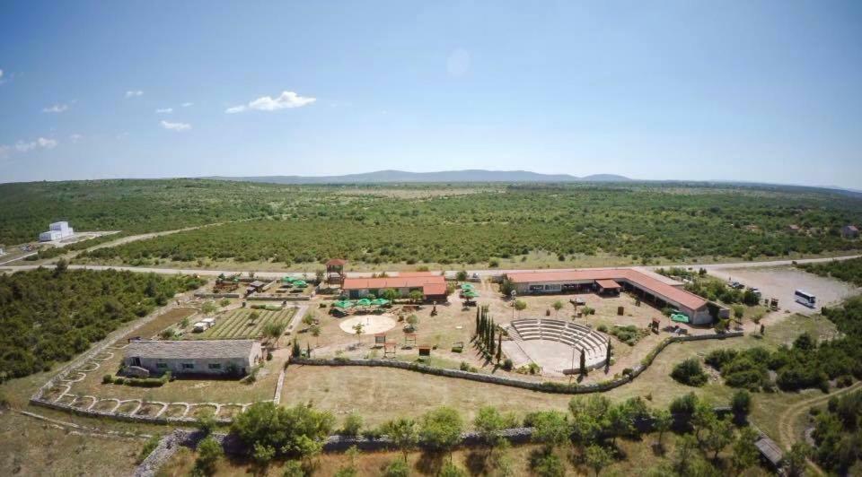 Family Friendly Holiday Home "Ana" Šibenik Exteriör bild