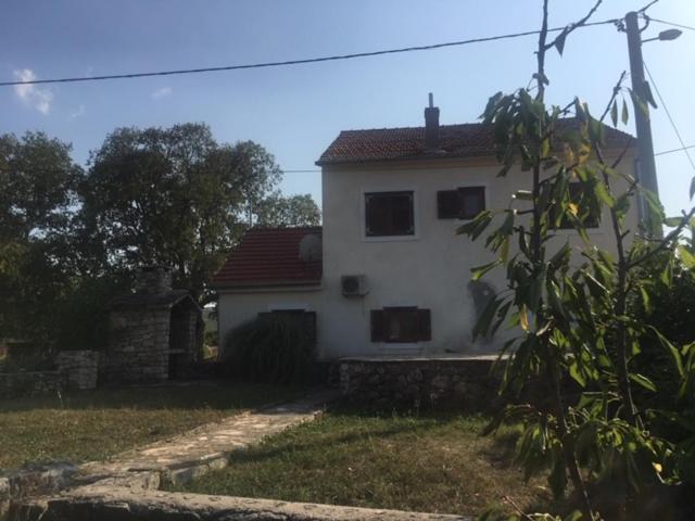 Family Friendly Holiday Home "Ana" Šibenik Exteriör bild